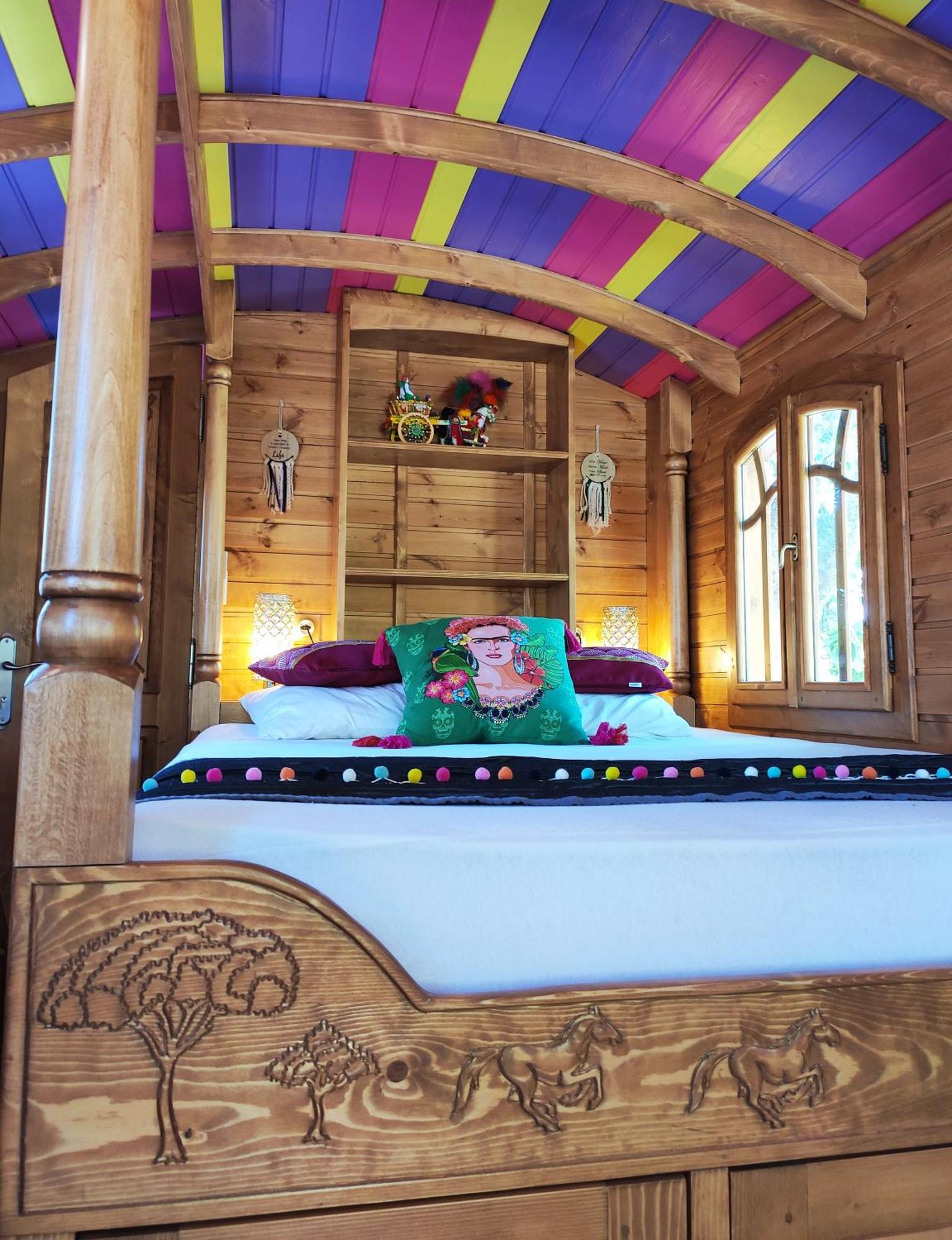 Logis Le Nid Du Pont De Gau Aparthotel Saintes-Maries-de-la-Mer Quarto foto