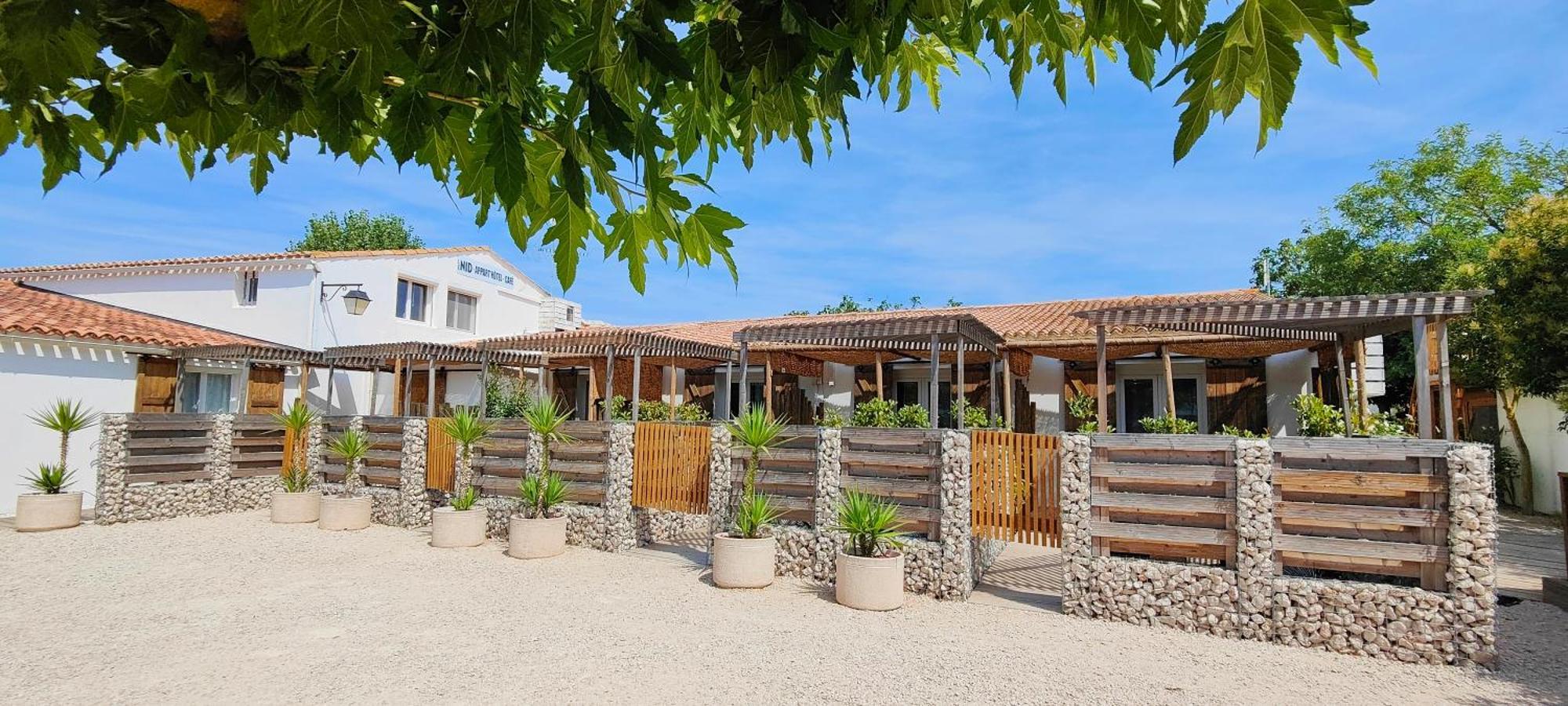 Logis Le Nid Du Pont De Gau Aparthotel Saintes-Maries-de-la-Mer Exterior foto