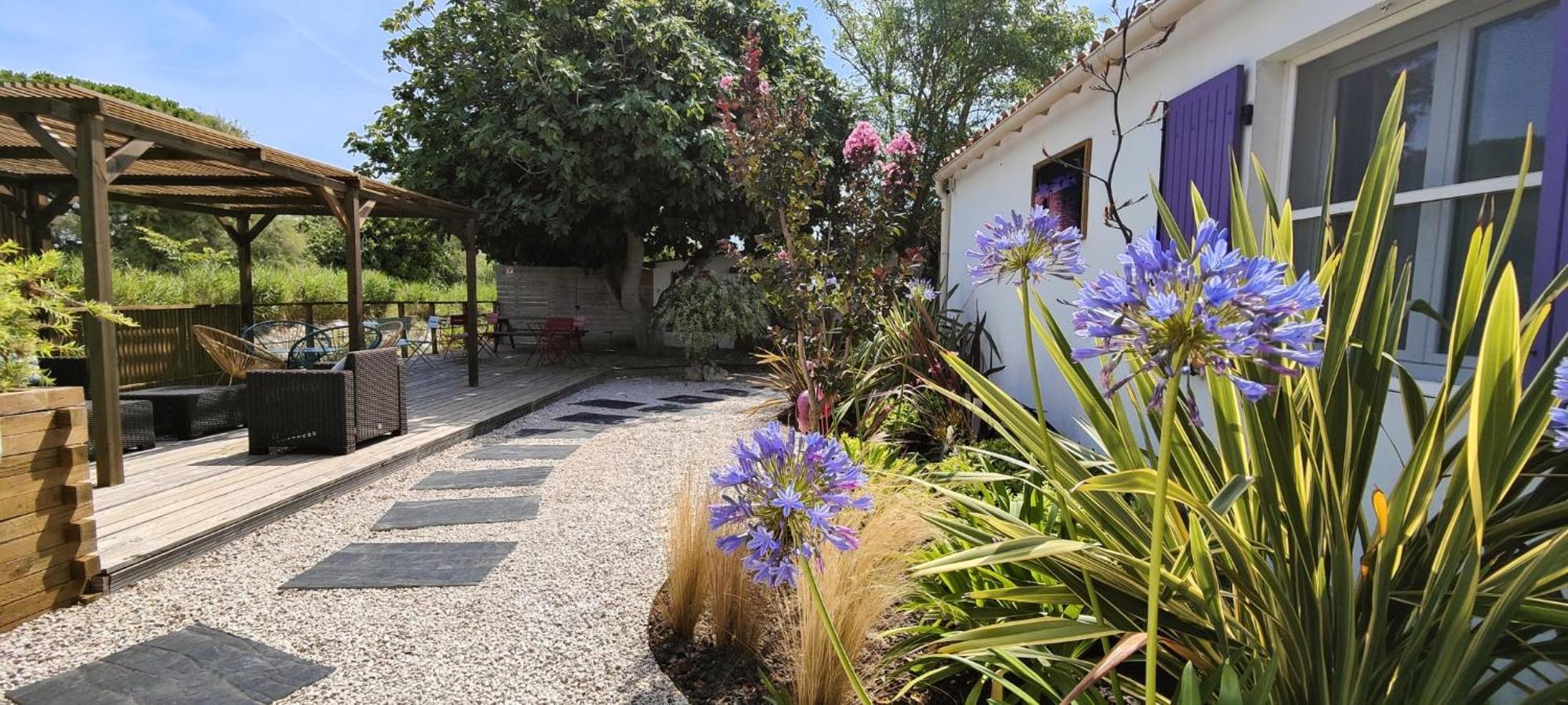 Logis Le Nid Du Pont De Gau Aparthotel Saintes-Maries-de-la-Mer Exterior foto