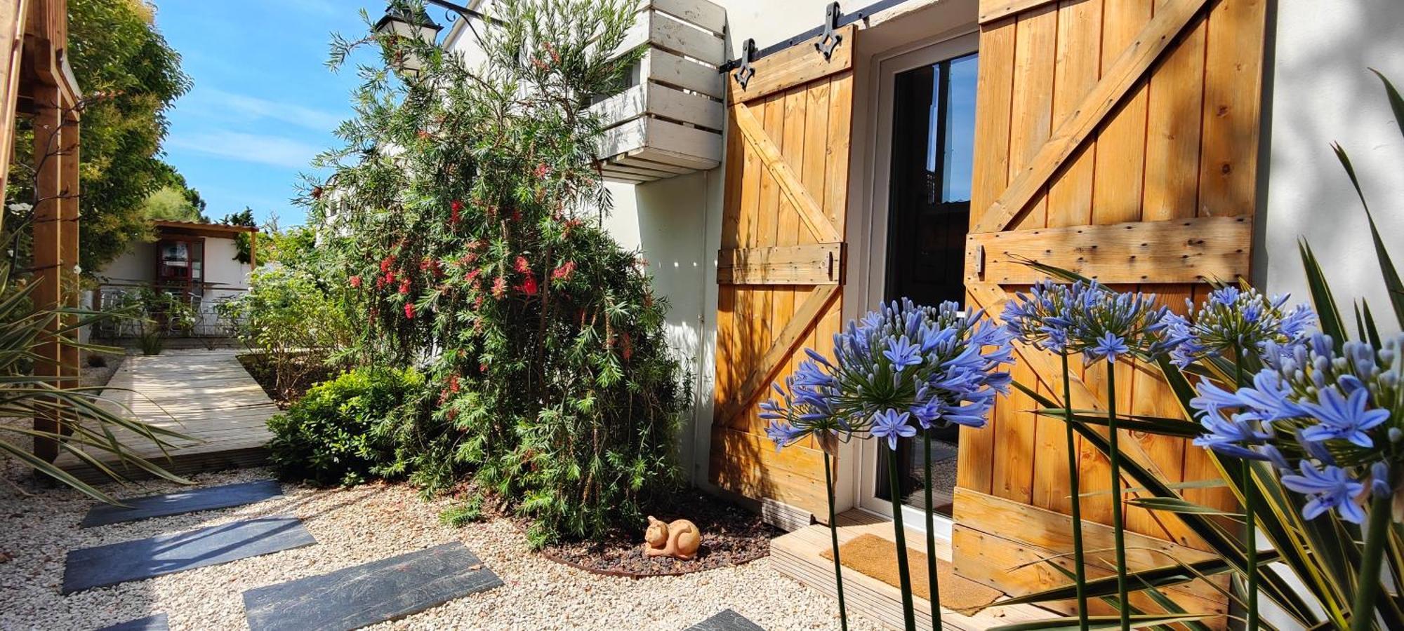 Logis Le Nid Du Pont De Gau Aparthotel Saintes-Maries-de-la-Mer Exterior foto