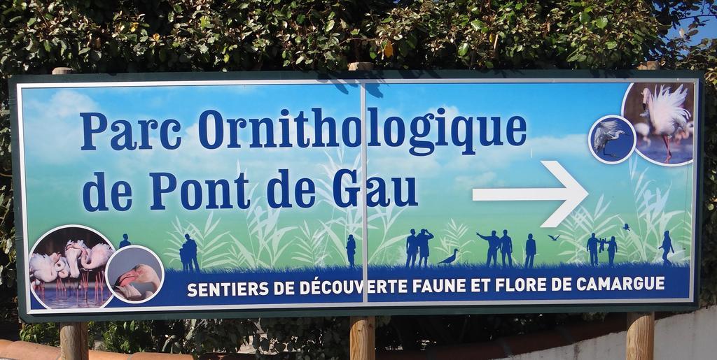 Logis Le Nid Du Pont De Gau Aparthotel Saintes-Maries-de-la-Mer Exterior foto